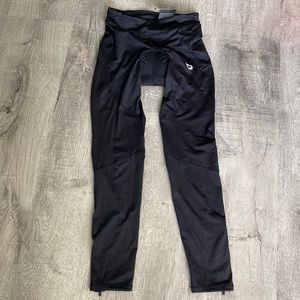 Baleaf Women’s Padded Cycling Leggings